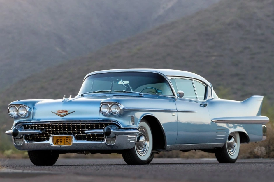 1958 Cadillac Series 62 Coυpe DeVille - The Big Pictυre